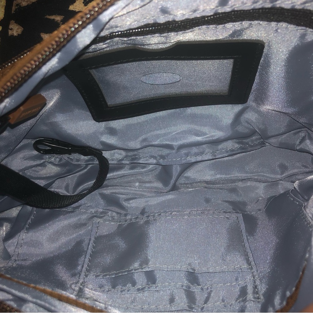 HKWP Rust Nylon Adjustable Crossbody Bag - Picture 7 of 8